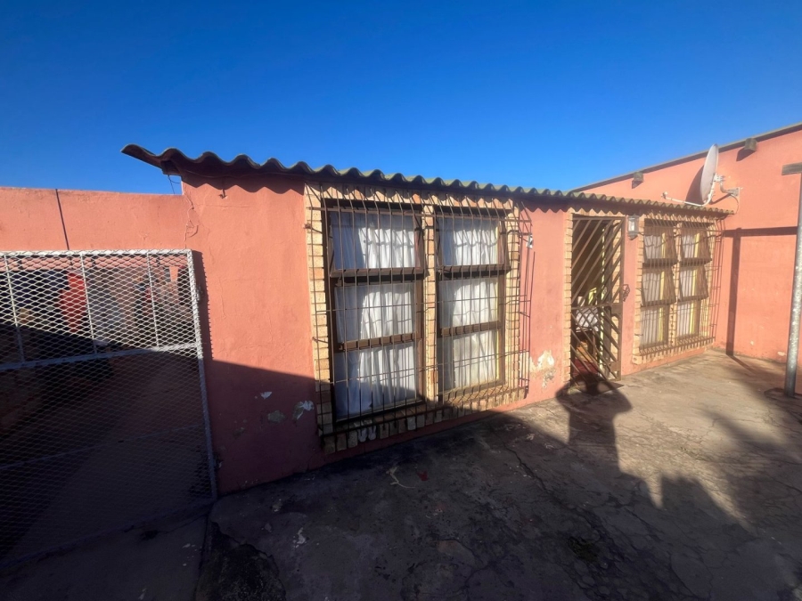 3 Bedroom Property for Sale in Kwazakhele Eastern Cape